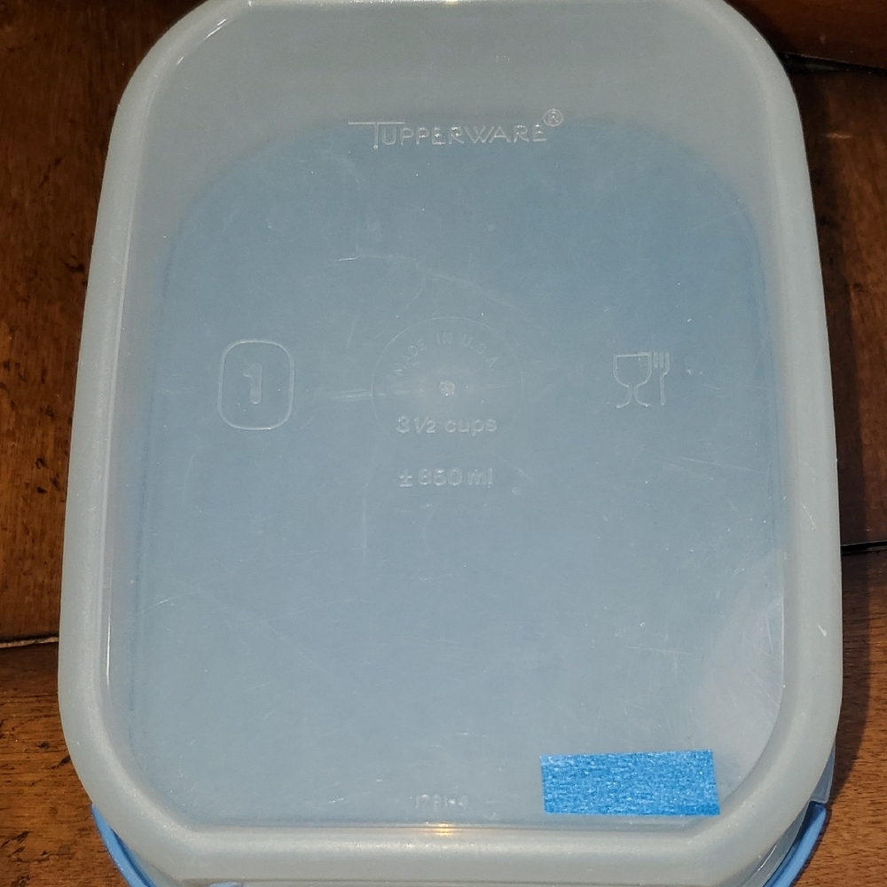 Tupperware Blue Storage Container - Picture 2 of 3